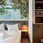 Amper Hotel