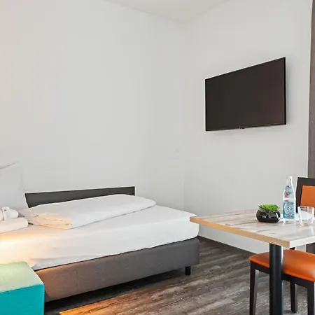 Hotel Amper 3*