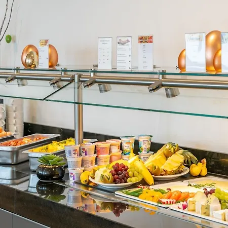 Amper Hotel