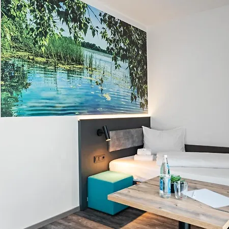 Hotel Amper 3*