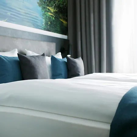 Hotel Amper 3*