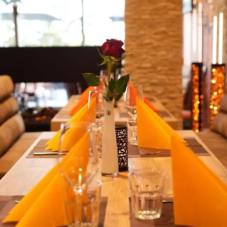 Hotel Amper 3*